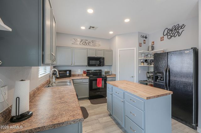 45574 W TULIP Lane, Maricopa, AZ 85139