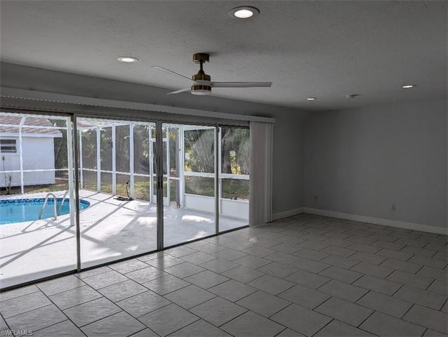 256 SE 46th TER, Cape Coral, FL 33904