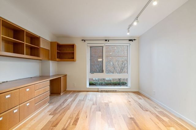975 Memorial Drive 204, Cambridge, MA 02138