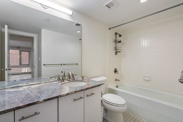 975 Memorial Drive 204, Cambridge, MA 02138