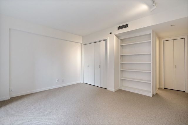 975 Memorial Drive 204, Cambridge, MA 02138