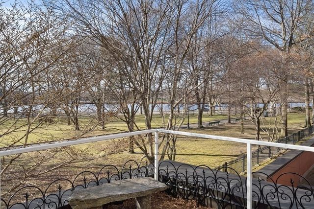 975 Memorial Drive 204, Cambridge, MA 02138
