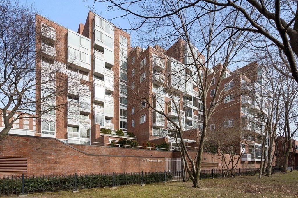 975 Memorial Drive 204, Cambridge, MA 02138