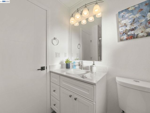 36605 Hafner St, Newark, CA 94560