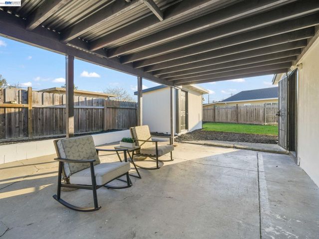 36605 Hafner St, Newark, CA 94560
