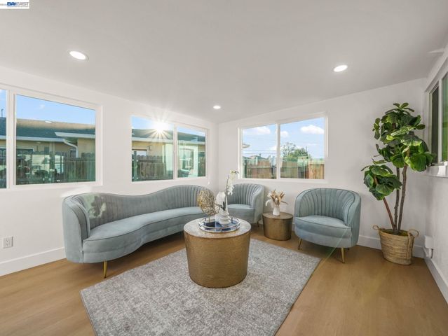 36605 Hafner St, Newark, CA 94560