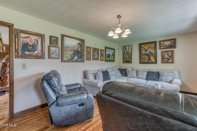 451 Highland Acres, Mountain City, TN 37683