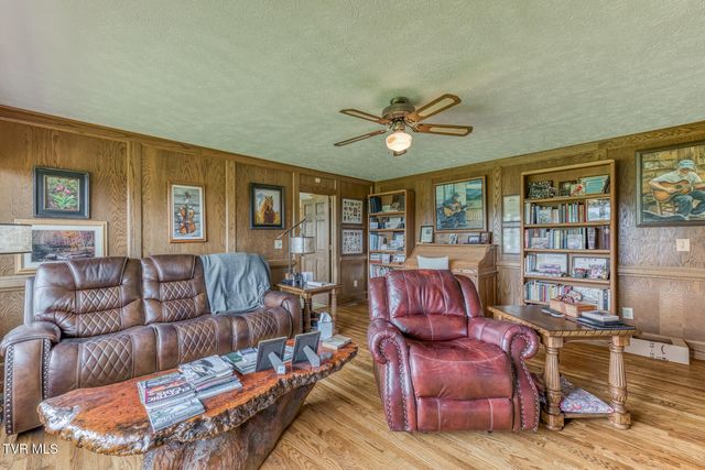 451 Highland Acres, Mountain City, TN 37683