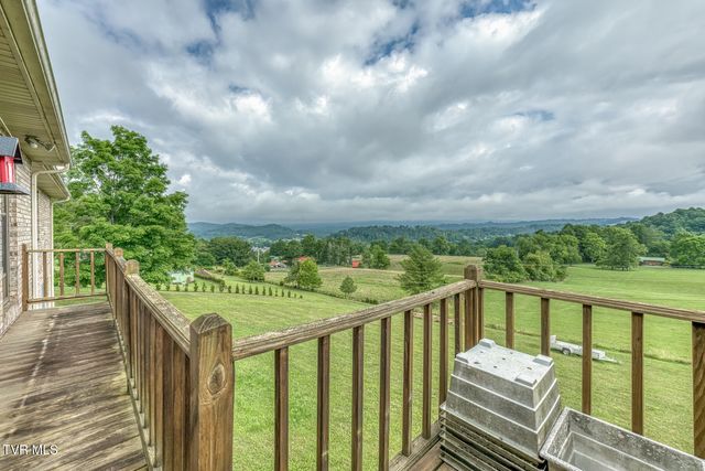451 Highland Acres, Mountain City, TN 37683