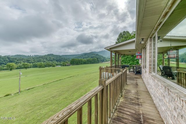 451 Highland Acres, Mountain City, TN 37683