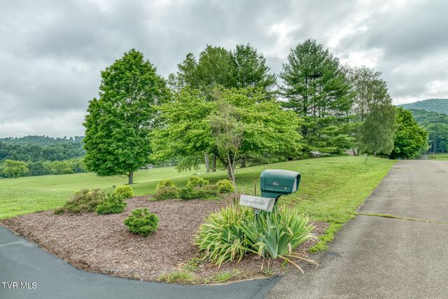 451 Highland Acres, Mountain City, TN 37683