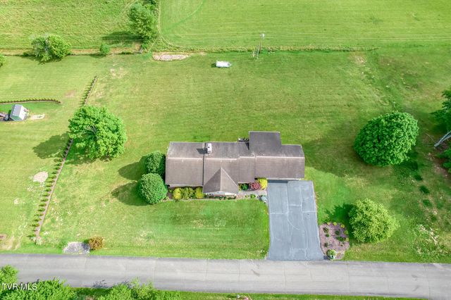 451 Highland Acres, Mountain City, TN 37683