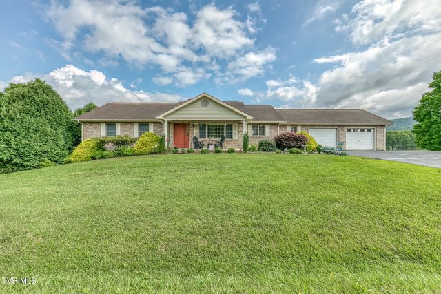 451 Highland Acres, Mountain City, TN 37683