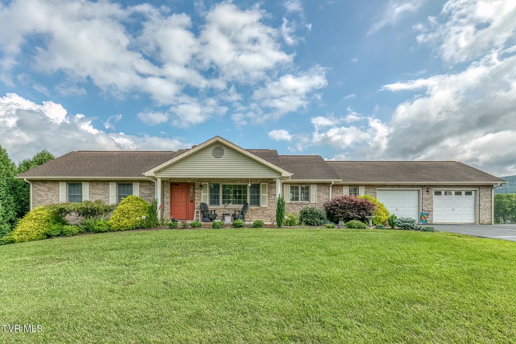 451 Highland Acres, Mountain City, TN 37683