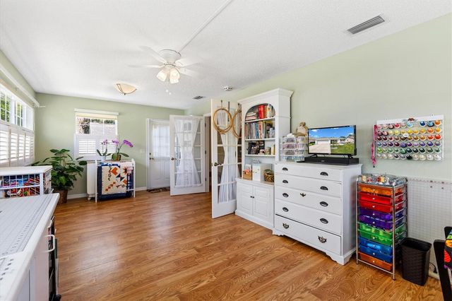 2725 MORVEN PARK WAY, The Villages, FL 32162