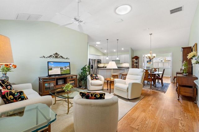 2725 MORVEN PARK WAY, The Villages, FL 32162