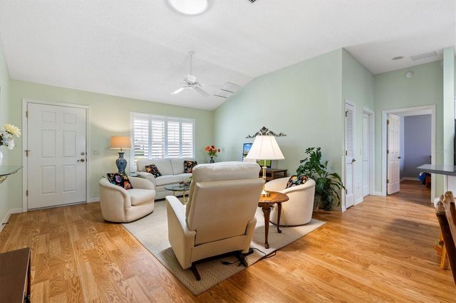 2725 MORVEN PARK WAY, The Villages, FL 32162