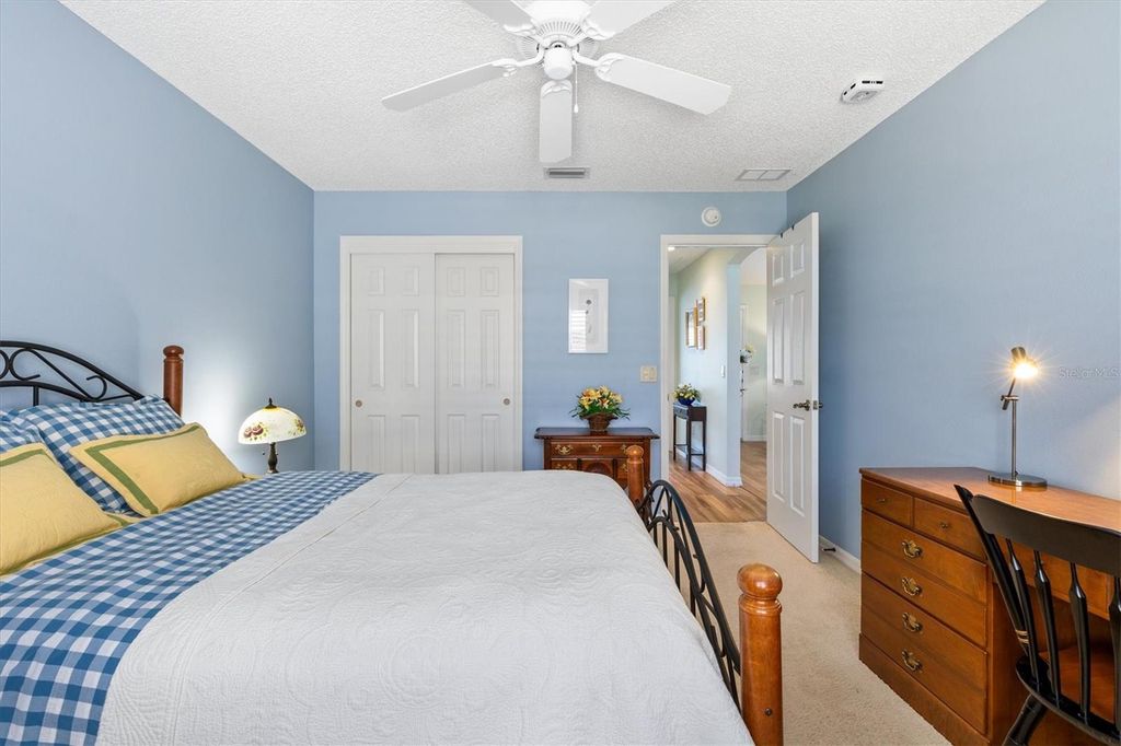 Image 21 of property listing at 2725 MORVEN PARK WAY, The Villages, FL 32162