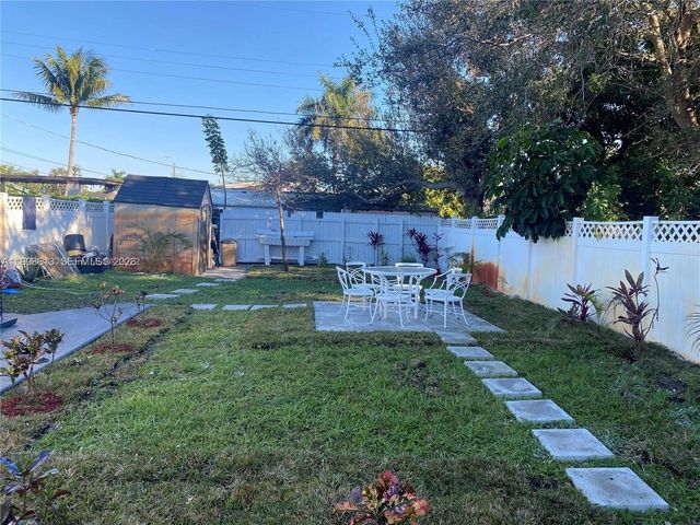 7121 Taft St A, Hollywood, FL 33024
