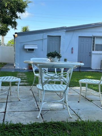 7121 Taft St A, Hollywood, FL 33024