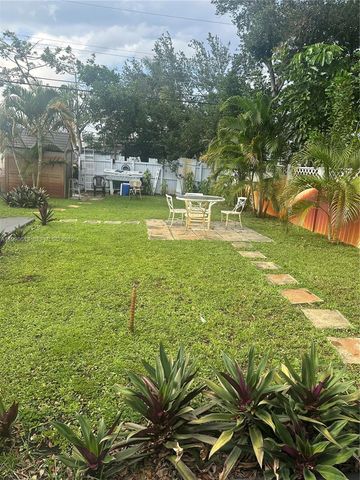 7121 Taft St A, Hollywood, FL 33024