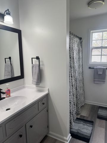 901 Lindsey Dr, Clarksville, TN 37042