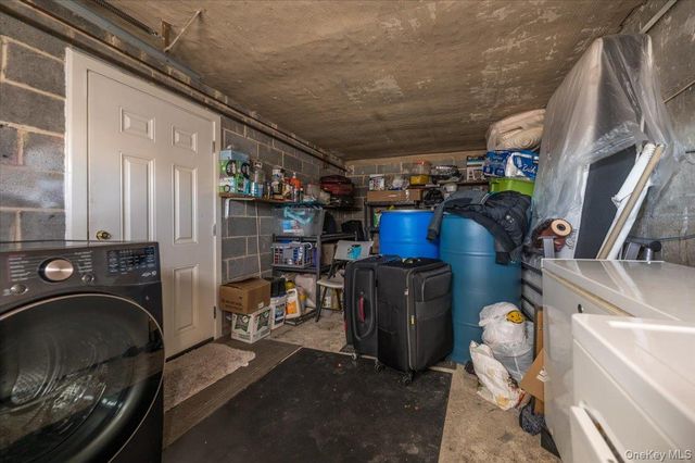 2515 Eastchester Road, Bronx, NY 10469