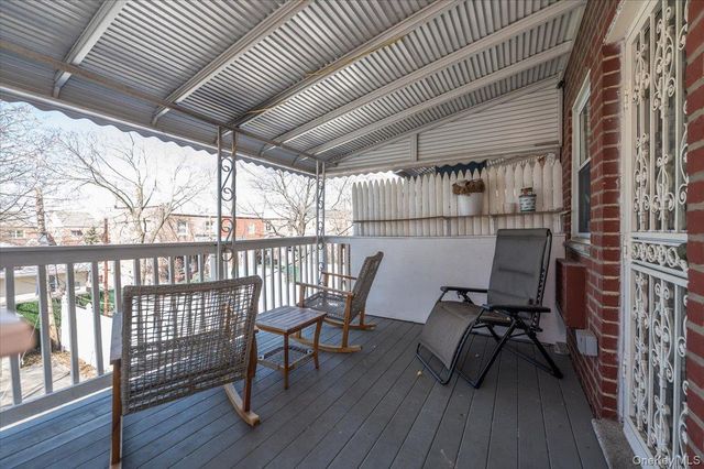 2515 Eastchester Road, Bronx, NY 10469