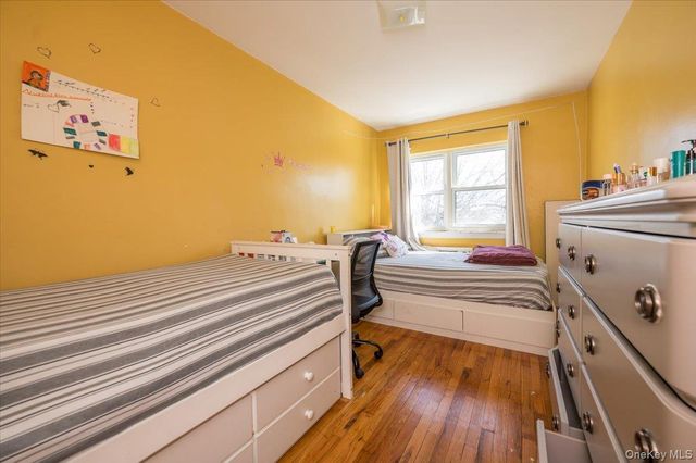 2515 Eastchester Road, Bronx, NY 10469