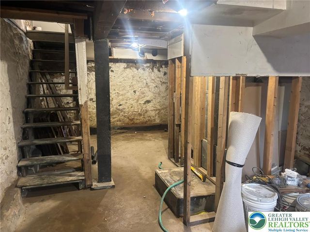 141 South 6th Street, Easton, PA 18042