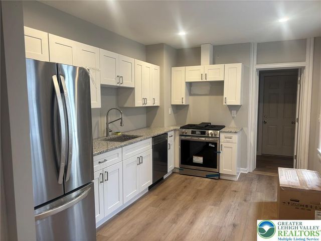 141 South 6th Street, Easton, PA 18042