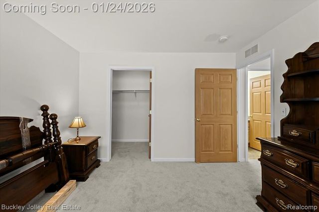 4030 Kirkway Court 125, Howell, MI 48843