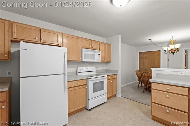 4030 Kirkway Court 125, Howell, MI 48843