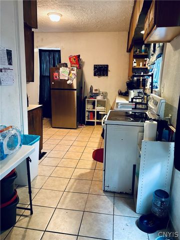 43 Grant Avenue, Auburn, NY 13021