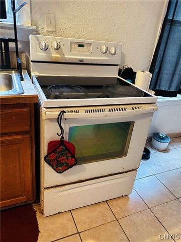 43 Grant Avenue, Auburn, NY 13021