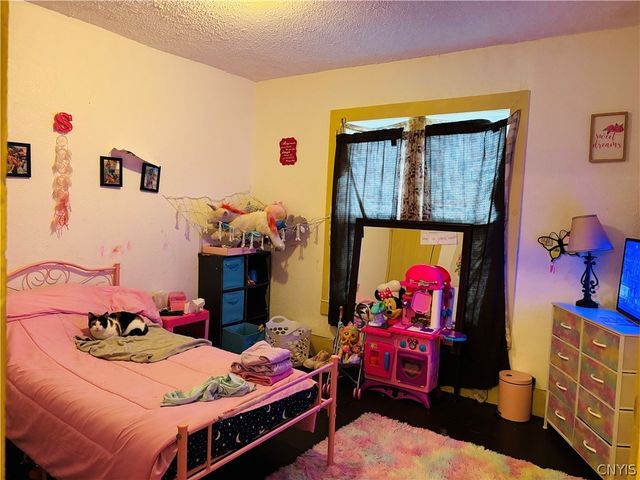 43 Grant Avenue, Auburn, NY 13021