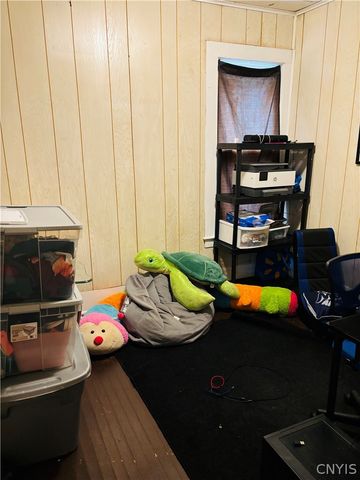 43 Grant Avenue, Auburn, NY 13021