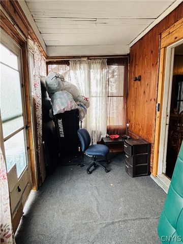 43 Grant Avenue, Auburn, NY 13021