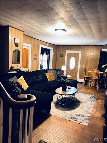 43 Grant Avenue, Auburn, NY 13021