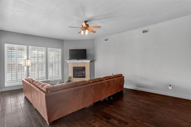 830 Woodview Drive, Prosper, TX 75078