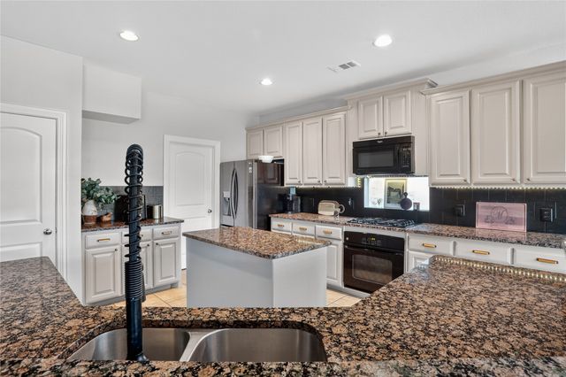 830 Woodview Drive, Prosper, TX 75078