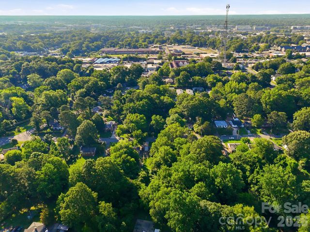 2505 Druid Hills Way, Charlotte, NC 28206