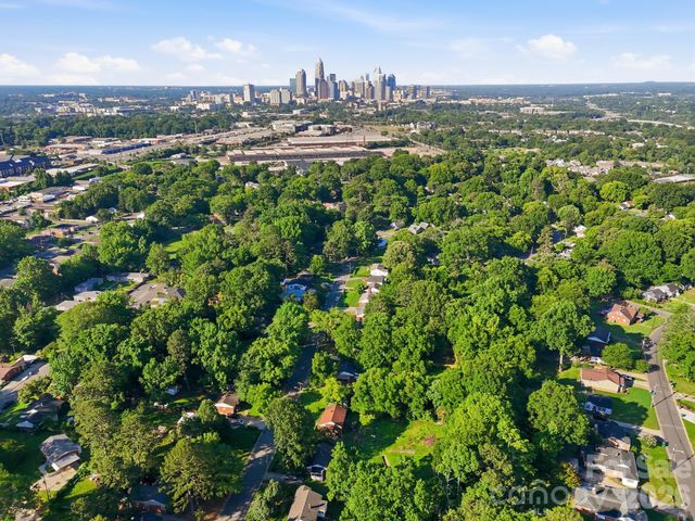 2505 Druid Hills Way, Charlotte, NC 28206