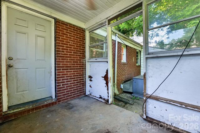 2505 Druid Hills Way, Charlotte, NC 28206