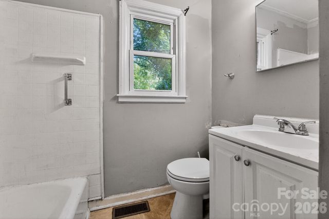 2505 Druid Hills Way, Charlotte, NC 28206