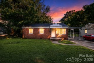 2505 Druid Hills Way, Charlotte, NC 28206