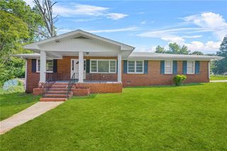 4004 Camelot Court, Tucker, GA 30084