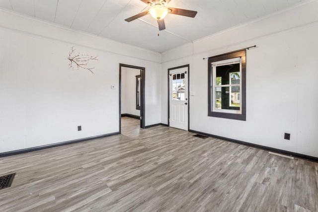 429 W Juneau STREET, Tomah, WI 54660