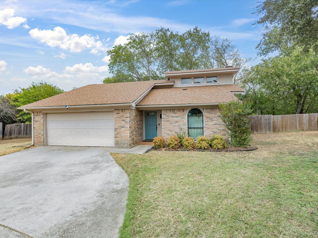 1701 Queen Street, Fort Worth, TX 76103 — exterior