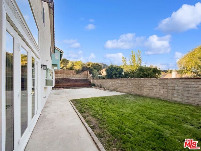 28547 Heather Lane, Castaic, CA 91384